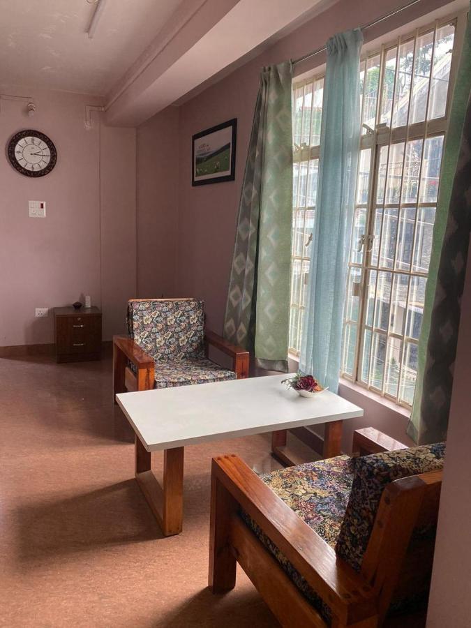 The Palm Guest House Kohima Exterior photo